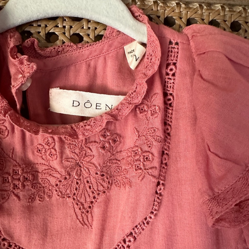 EUC Doen girls embroidered dress size 2T